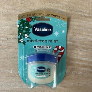 Vaseline Mistletoe Mint Lip Therapy